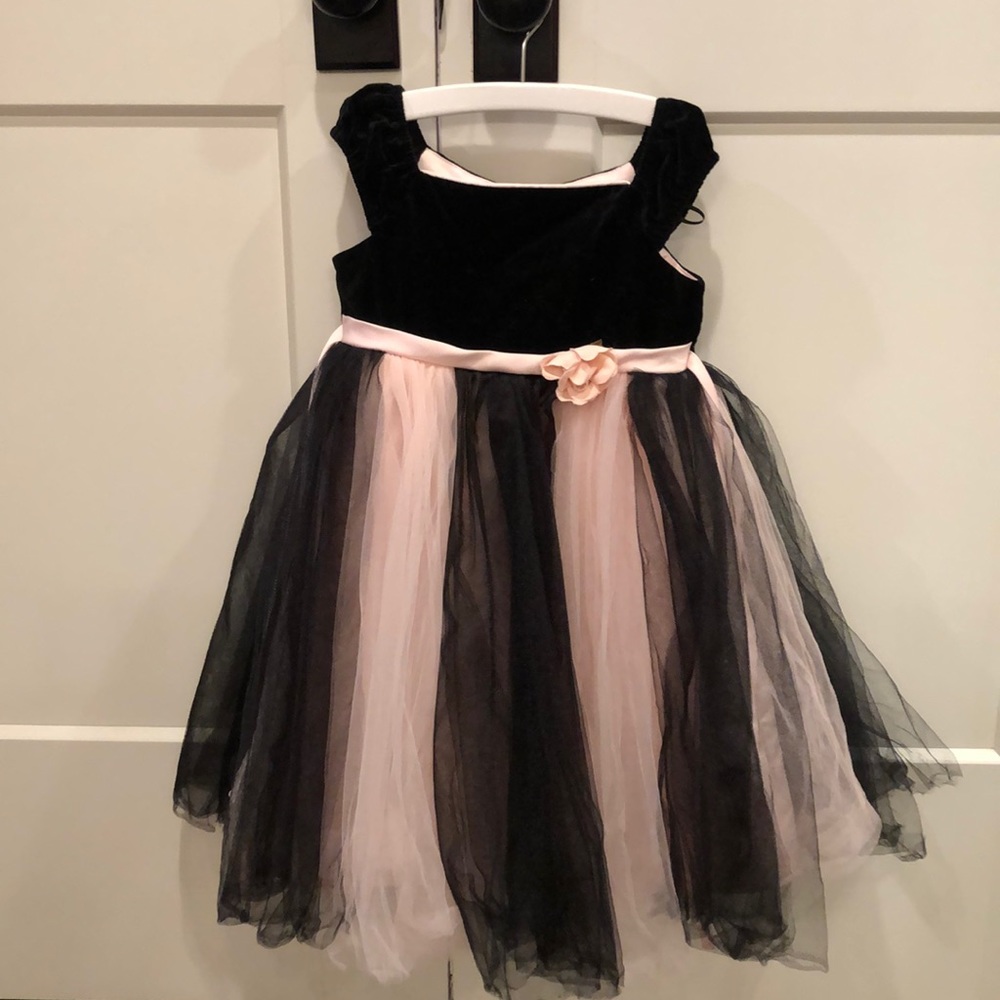 Velvet and tulle dress for girls Size 4t